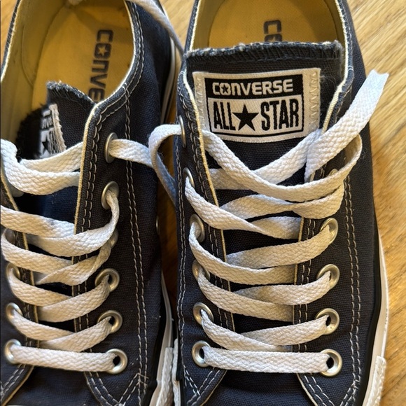 Converse Sneakers navy, size 7, good condition - Picture 2 of 10